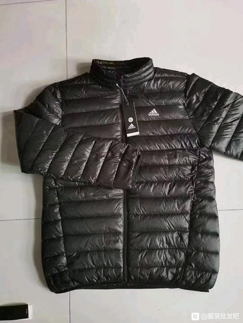 工厂库存羽绒服因为疫情无法销售低价出售50一件需要抓紧联系【服装