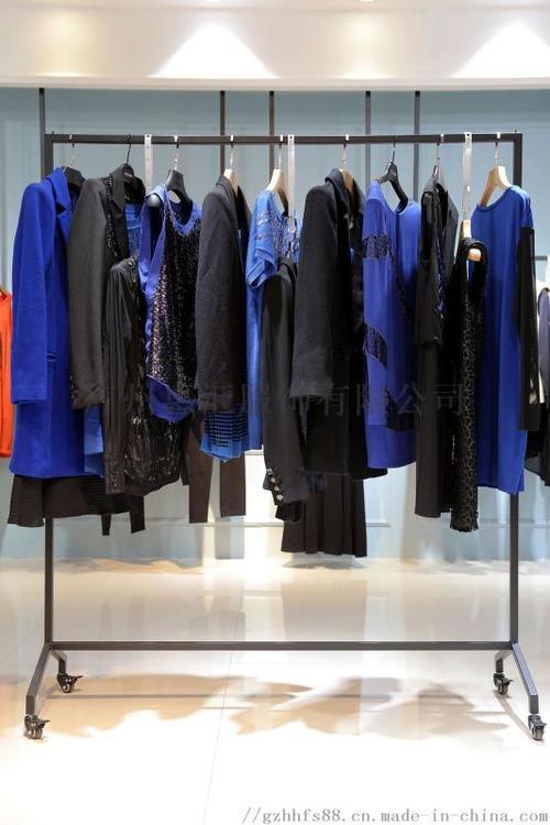 特殊/专业户外服饰 批发杭州中洲欧版尾货 女装品牌折扣服饰产品价格